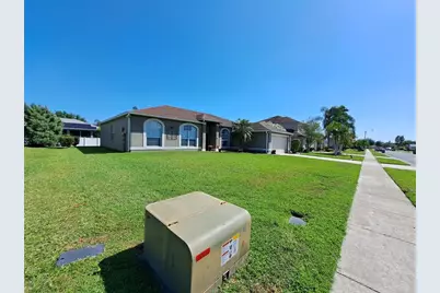 2863 Middleton Circle, Kissimmee, FL 34743 - Photo 3