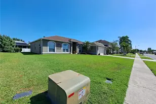 2863 Middleton Cir, Kissimmee, FL 34743 - Photo 3