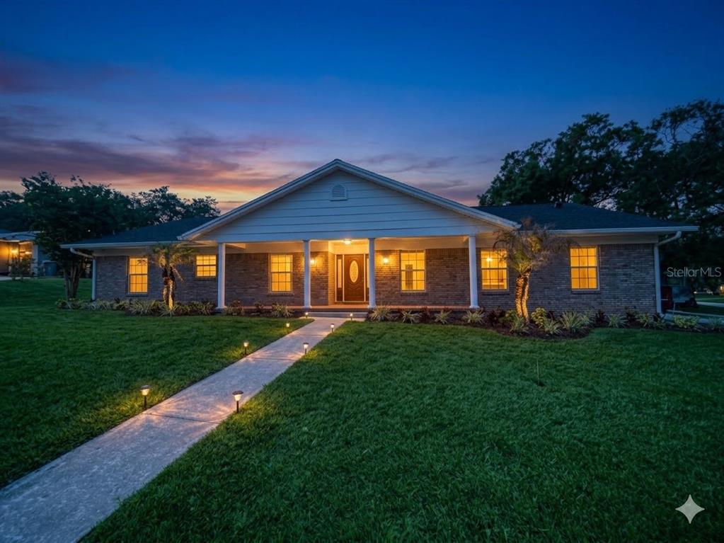 1449 Errol Pkwy main architectural view