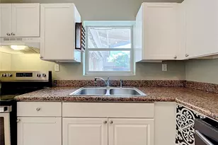 109 N Oakland St, Leesburg, FL 34748 - Photo 13