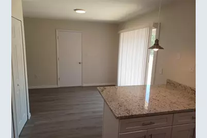 306 W Primrose Lane, Lady Lake, FL 32159 - Photo 13