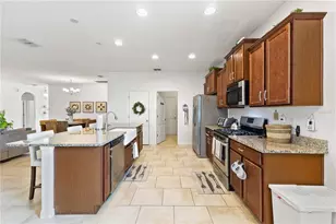 637 Bluehearts Trl, Deland, FL 32724 - Photo 17