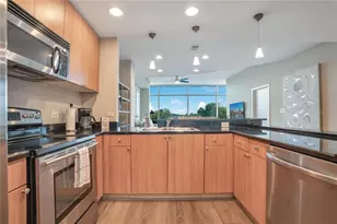 525 E Jackson St, Orlando, FL 32801 - Photo 9