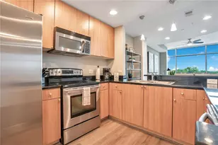 525 E Jackson St, Orlando, FL 32801 - Photo 7