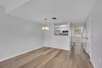 5089 Eaglesmere Drive #D09, Orlando, FL 32819 - Photo 11