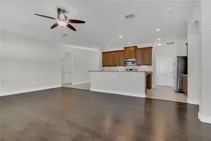 33943 Emerald Pond Loop, Leesburg, FL 34788 - Photo 9