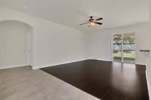 33919 Emerald Pond Loop, Leesburg, FL 34788 - Photo 5