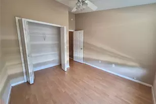 6549 Osprey Lake Cir, Riverview, FL 33578 - Photo 9