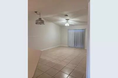 1427 NE 8th Place, Cape Coral, FL 33909 - Photo 15