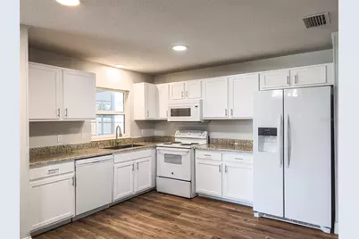 830 N Sunset Drive, Mount Dora, FL 32757 - Photo 5