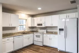 830 N Sunset Dr, Mount Dora, FL 32757 - Photo 5