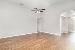 204 Silver Palms Cir, Davenport, FL 33837 - Photo 5