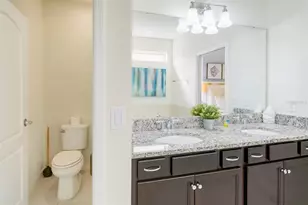 8956 Zurich Ln, Kissimmee, FL 34747 - Photo 27