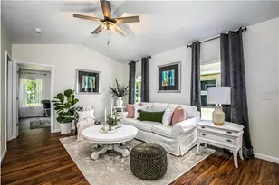 1012 E Hazzard Ave, Eustis, FL 32726 - Photo 9