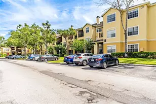 2632 Robert Trent Jones Dr, Orlando, FL 32835 - Photo 19