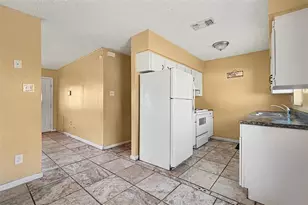 624 NW 3rd Ave, Webster, FL 33597 - Photo 9