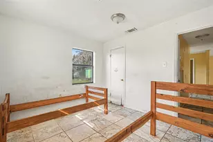 624 NW 3rd Ave, Webster, FL 33597 - Photo 17