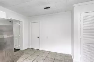 5539 Bertsville Rd, Lady Lake, FL 32159 - Photo 9