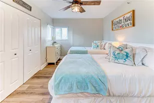 16332 Gulf Blvd, Redington Beach, FL 33708 - Photo 9