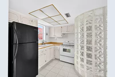 1820 New Palm Way #306, Boynton Beach, FL 33435 - Photo 9