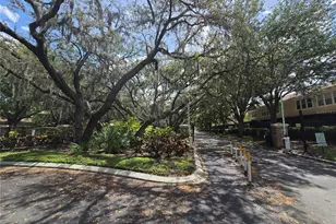 3542 Shallot Dr, Orlando, FL 32835 - Photo 3