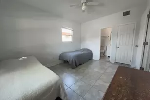 901 S Solandra Dr, Orlando, FL 32807 - Photo 17