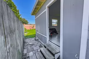 901 S Solandra Dr, Orlando, FL 32807 - Photo 41