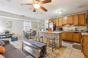 1074 Park Central Cir, Groveland, FL 34736 - Photo 3