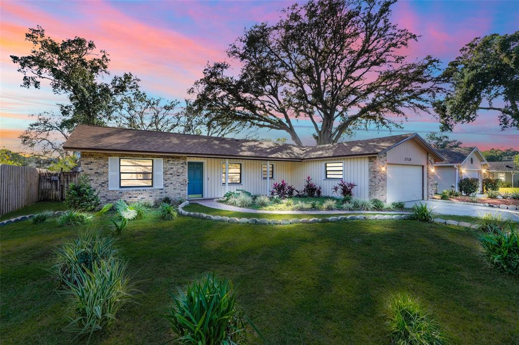 2528 Canterclub Trail main architectural view