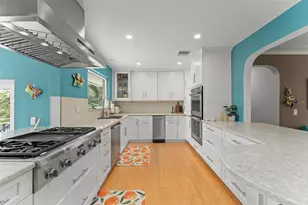 2422 Topping Pl, Eustis, FL 32726 - Photo 17