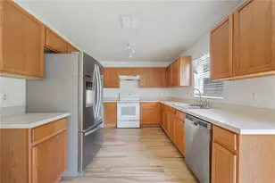 115 Walnut Crest Run, Sanford, FL 32771 - Photo 7