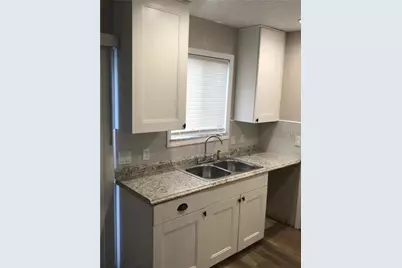 7413 Villas Oak Court, Orlando, FL 32835 - Photo 5