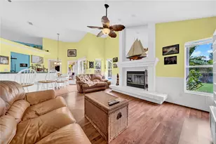 1641 Ledgestone Dr, Brandon, FL 33511 - Photo 15