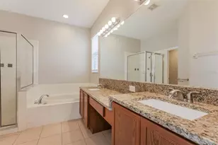 650 Chesney Dr, Valrico, FL 33594 - Photo 13