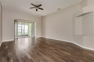 650 Chesney Dr, Valrico, FL 33594 - Photo 9