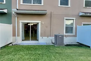 10709 Savannah Landing Cir, Orlando, FL 32832 - Photo 15