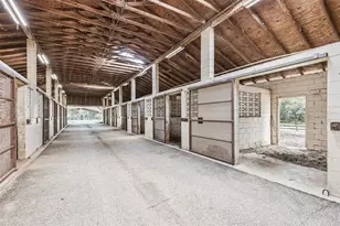 551 NE 200th Ave, Williston, FL 32696 - Photo 9