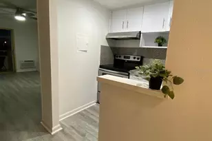 7904 West Dr, North Bay Village, FL 33141 - Photo 7