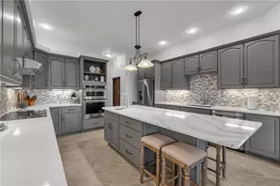 6027 Lake Lizzie Dr, Saint Cloud, FL 34771 - Photo 7