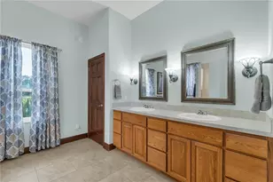 6027 Lake Lizzie Dr, Saint Cloud, FL 34771 - Photo 27