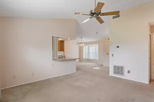 2900 Flynn St, Deltona, FL 32738 - Photo 7