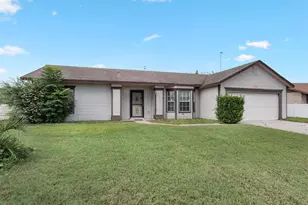 2900 Flynn St, Deltona, FL 32738 - Photo 1