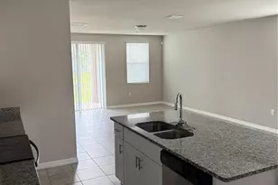 5238 Meredrew Ln, Saint Cloud, FL 34771 - Photo 7