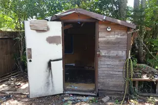 2331 Westside Dr, Leesburg, FL 34748 - Photo 7