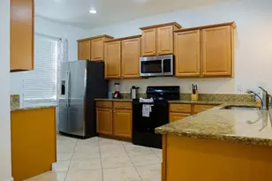 1424 Moon Valley Dr, Davenport, FL 33896 - Photo 7