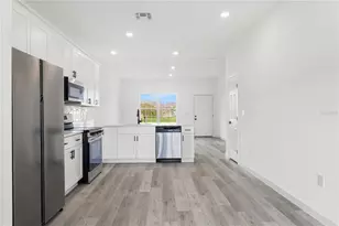 716-714 Desmoines Dr, Poinciana, FL 34759 - Photo 13