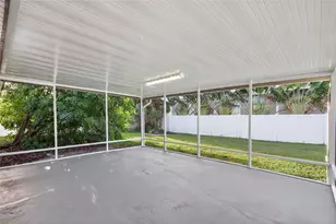 196 74th Ave NE, Saint Petersburg, FL 33702 - Photo 23