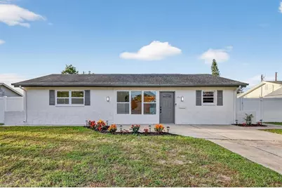 196 74th Avenue NE, Saint Petersburg, FL 33702 - Photo 1