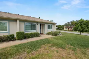 8111 Braddock Cir, Port Richey, FL 34668 - Photo 7