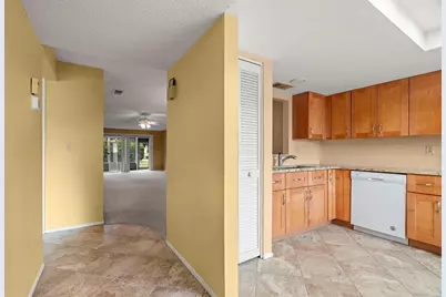 8111 Braddock Circle #6, Port Richey, FL 34668 - Photo 9